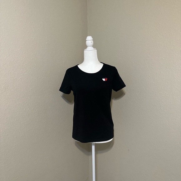 Tommy Hilfiger Women's Embroidered Heart-Logo T-Shirt Black Size Small - Picture 4 of 6